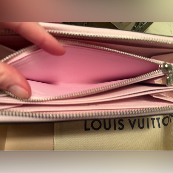 SOLD LOUIS VUITTON LV Escale Used Zippy Long Wallet Leather Pastel Pink - Picture 7 of 13